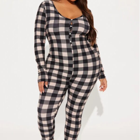 Cozy Matching PJ Set NIB - Picture 4 of 5